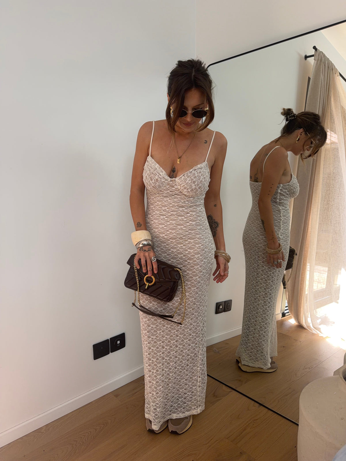 Robe longue en dentelle