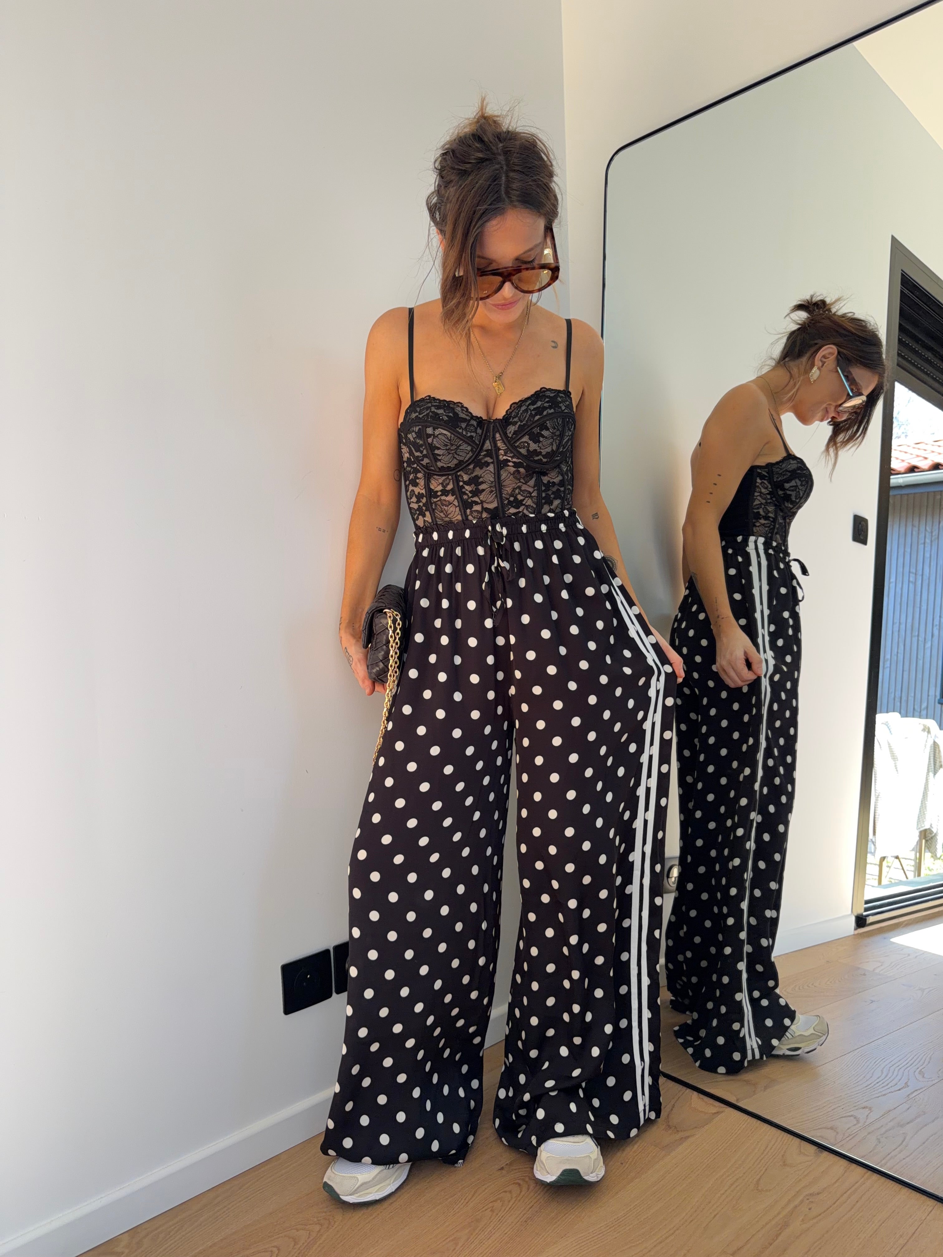 Pantalon en soie fluide à pois - noir
