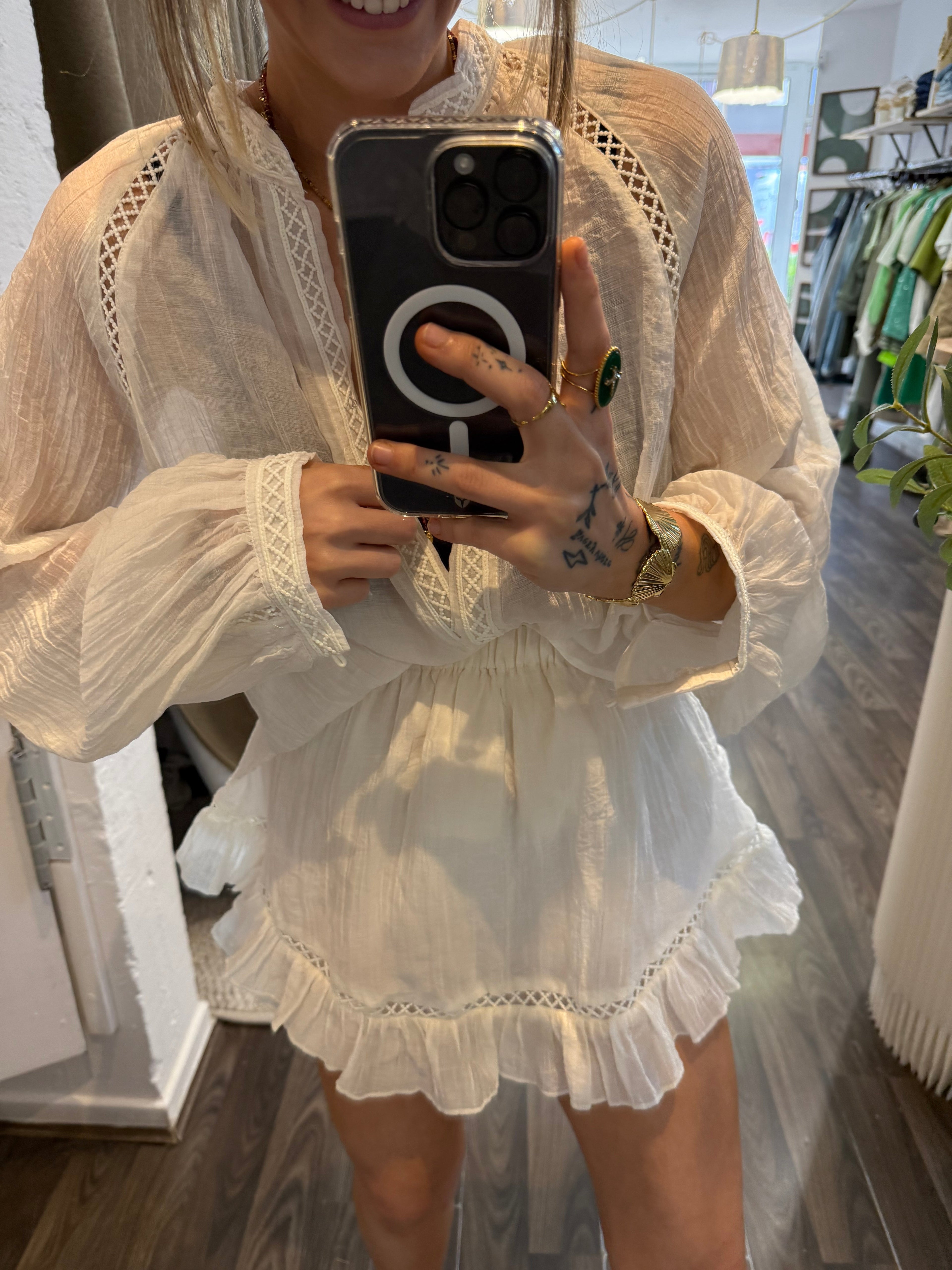 Jupe short - brodé écru