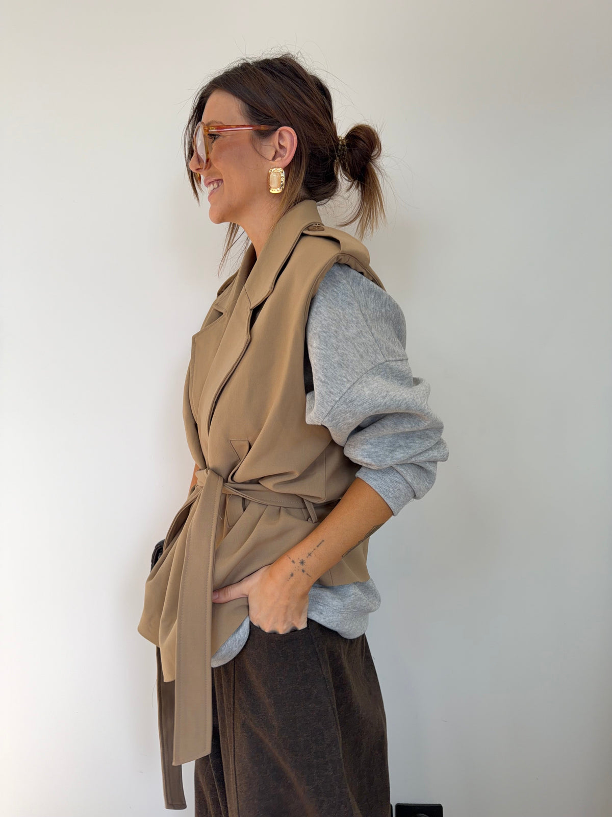 Blazer sans manche ceinturé - camel