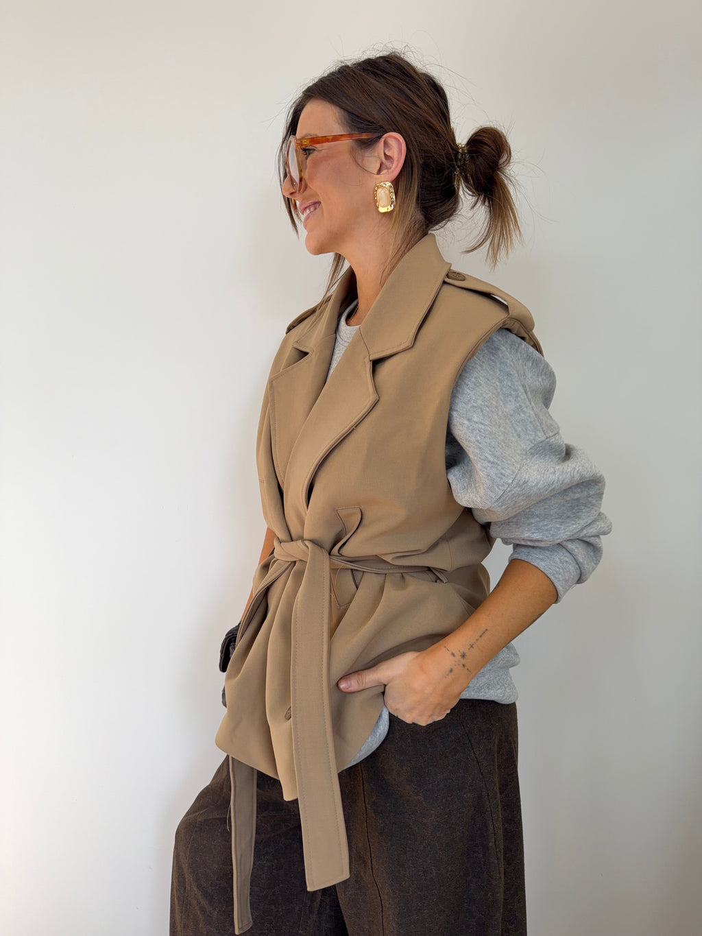 Blazer sans manche ceinturé - camel