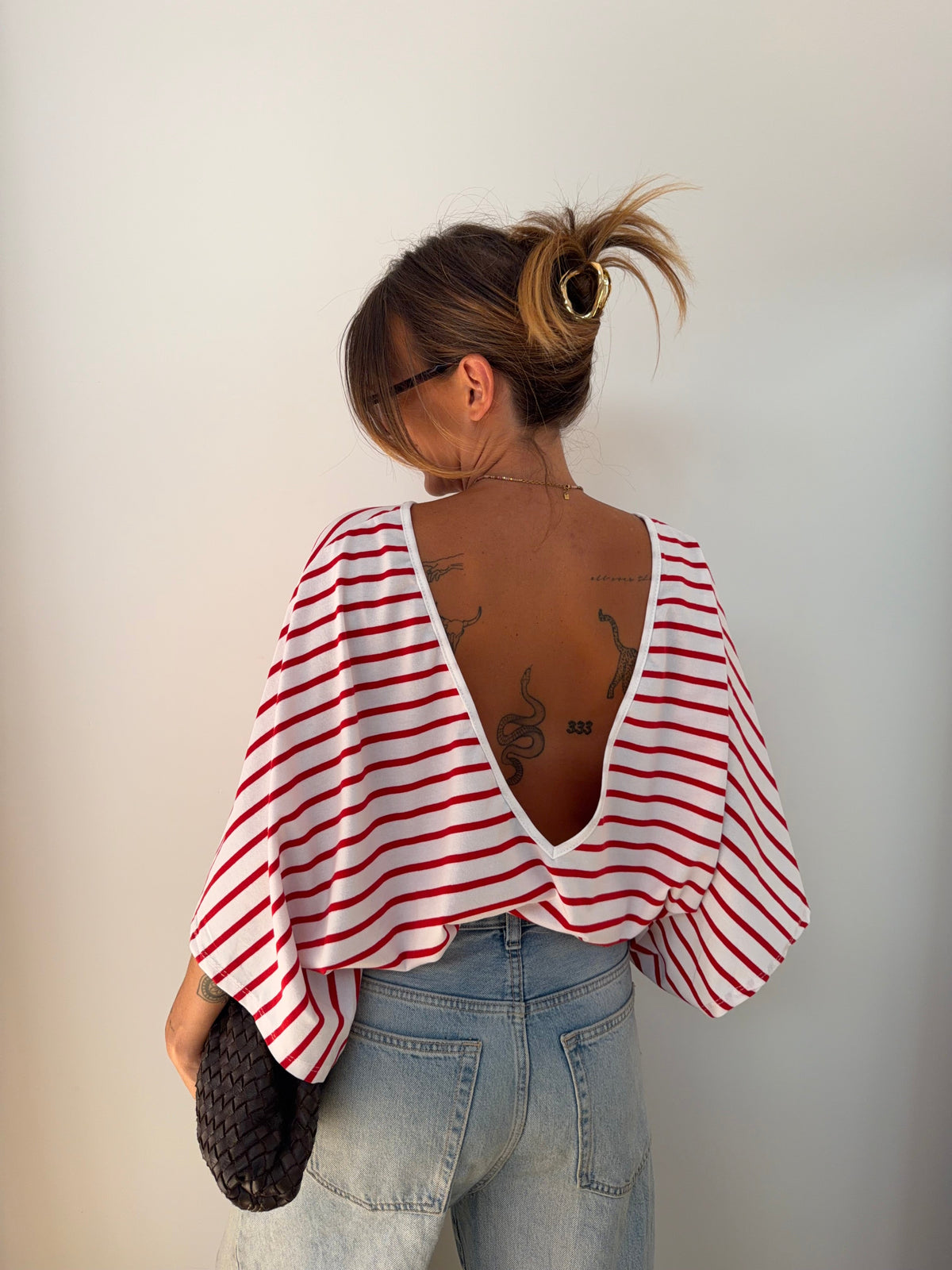 T-shirt dos nu V - blanc rayé rouge
