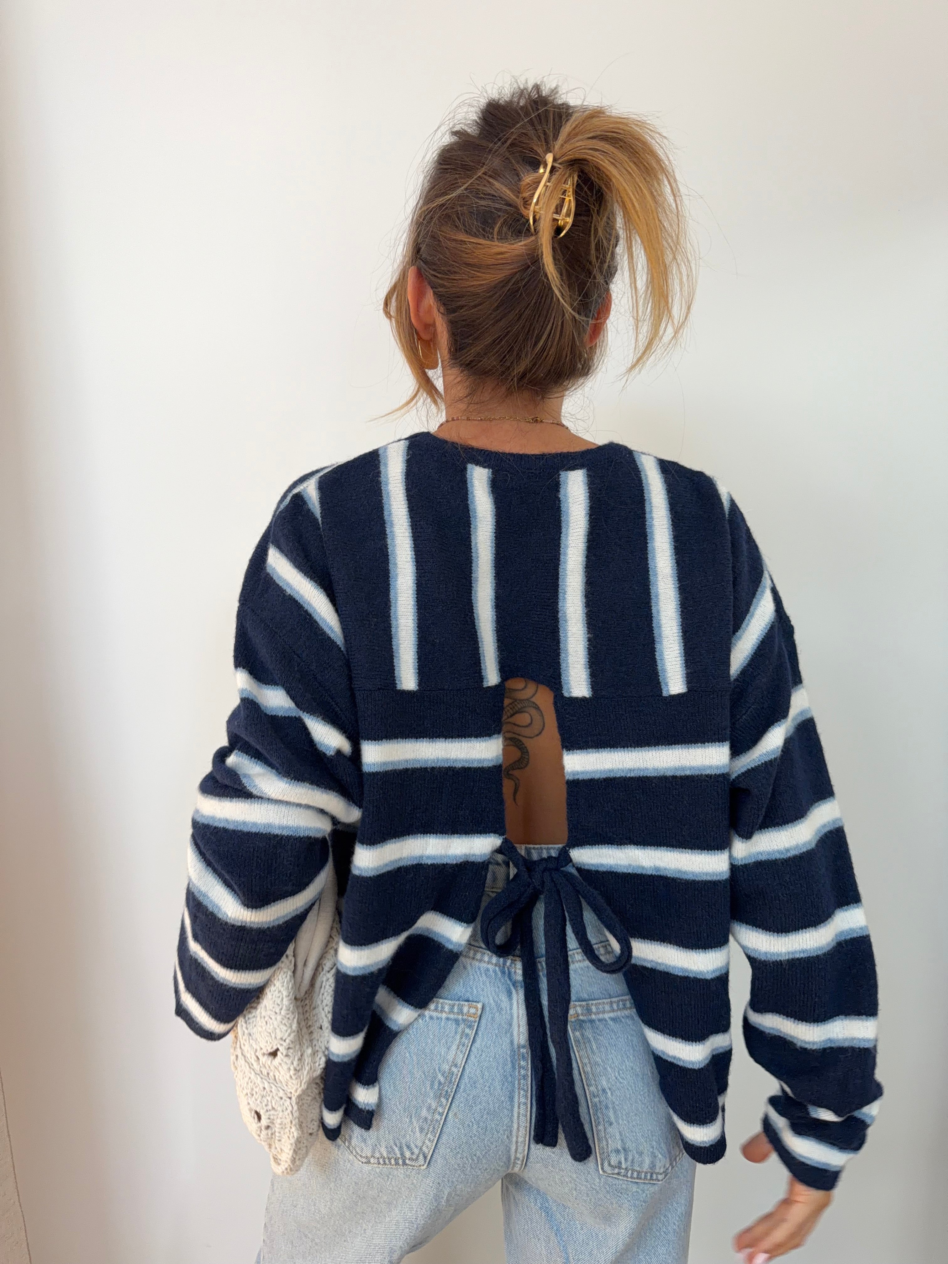 Pull rayé avec noeud - bleu