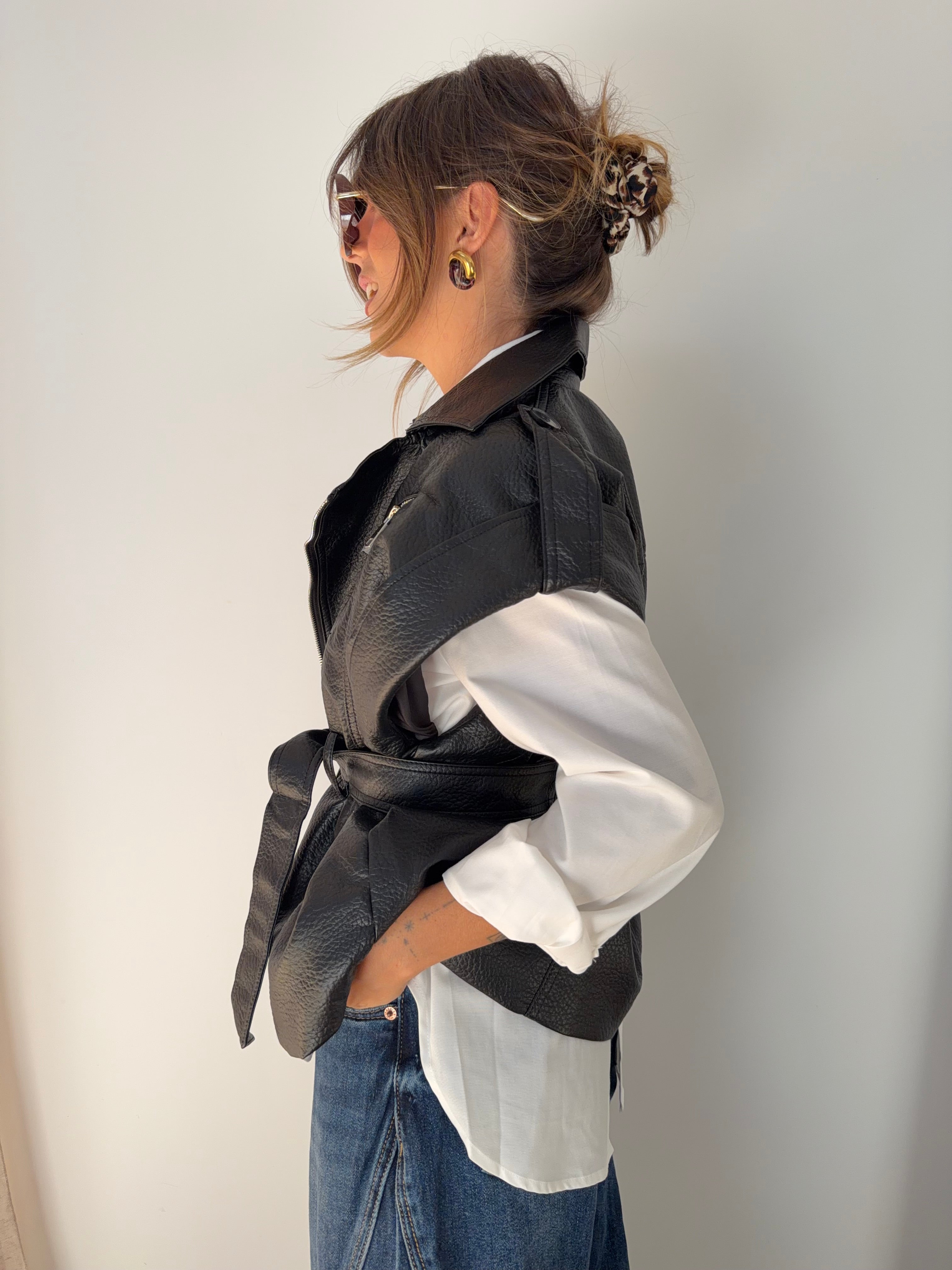 Perfecto en cuir sans manche
