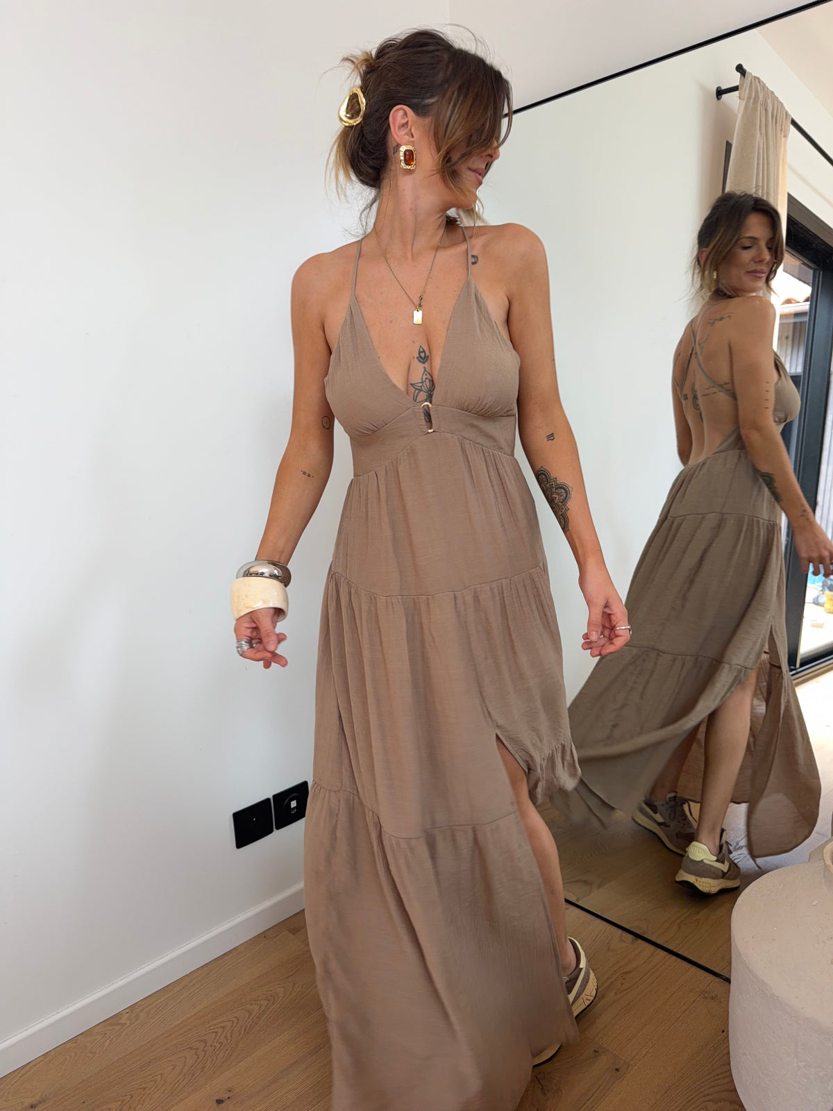 Robe dos nu - camel