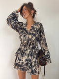 Robe à volants et strass