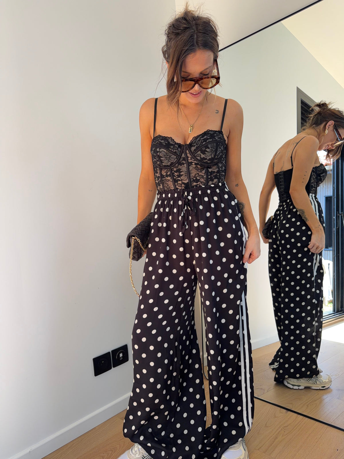 Pantalon en soie fluide à pois - noir