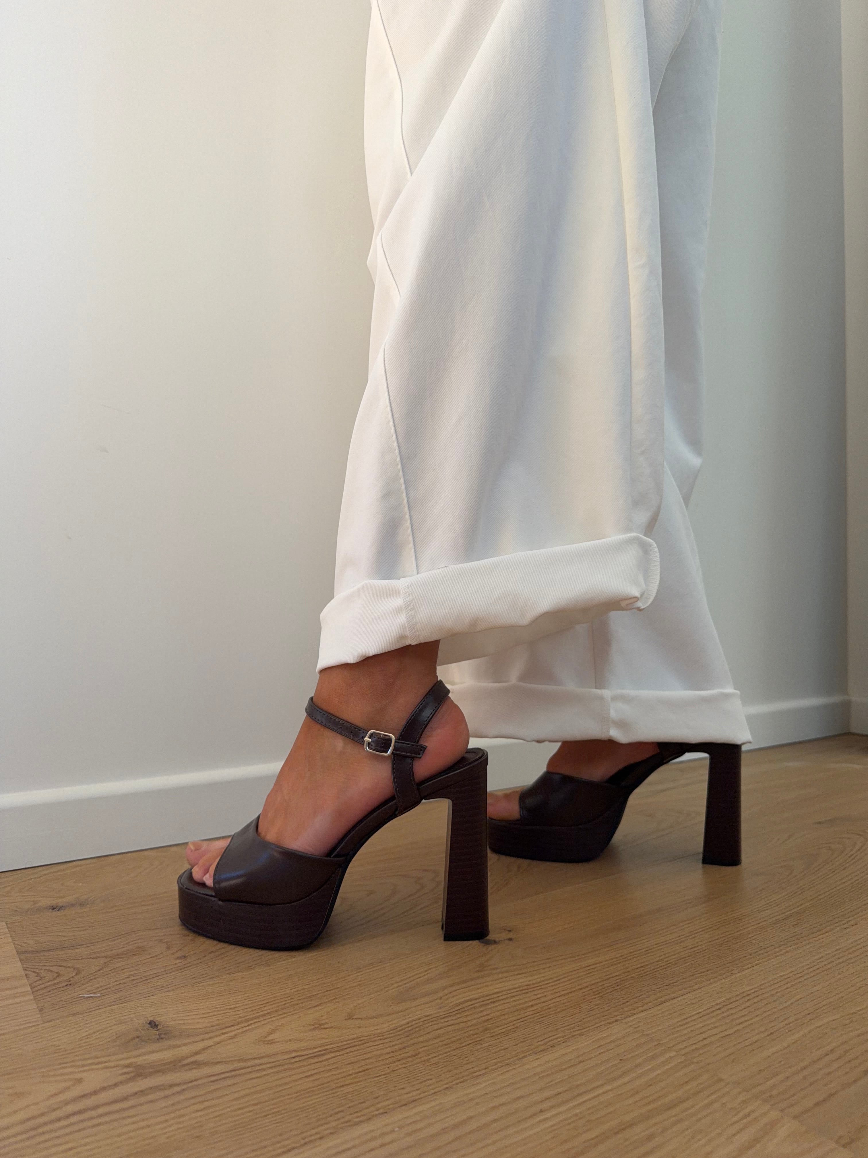 Talons compensés marron